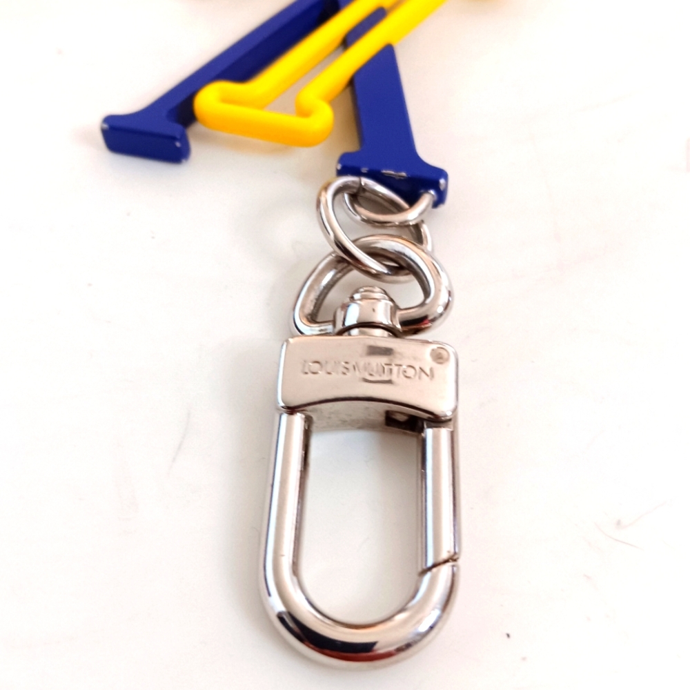 Louis Vuitton ✨️2021 LV Line Key Holder MP3018 - Picture 10 of 11